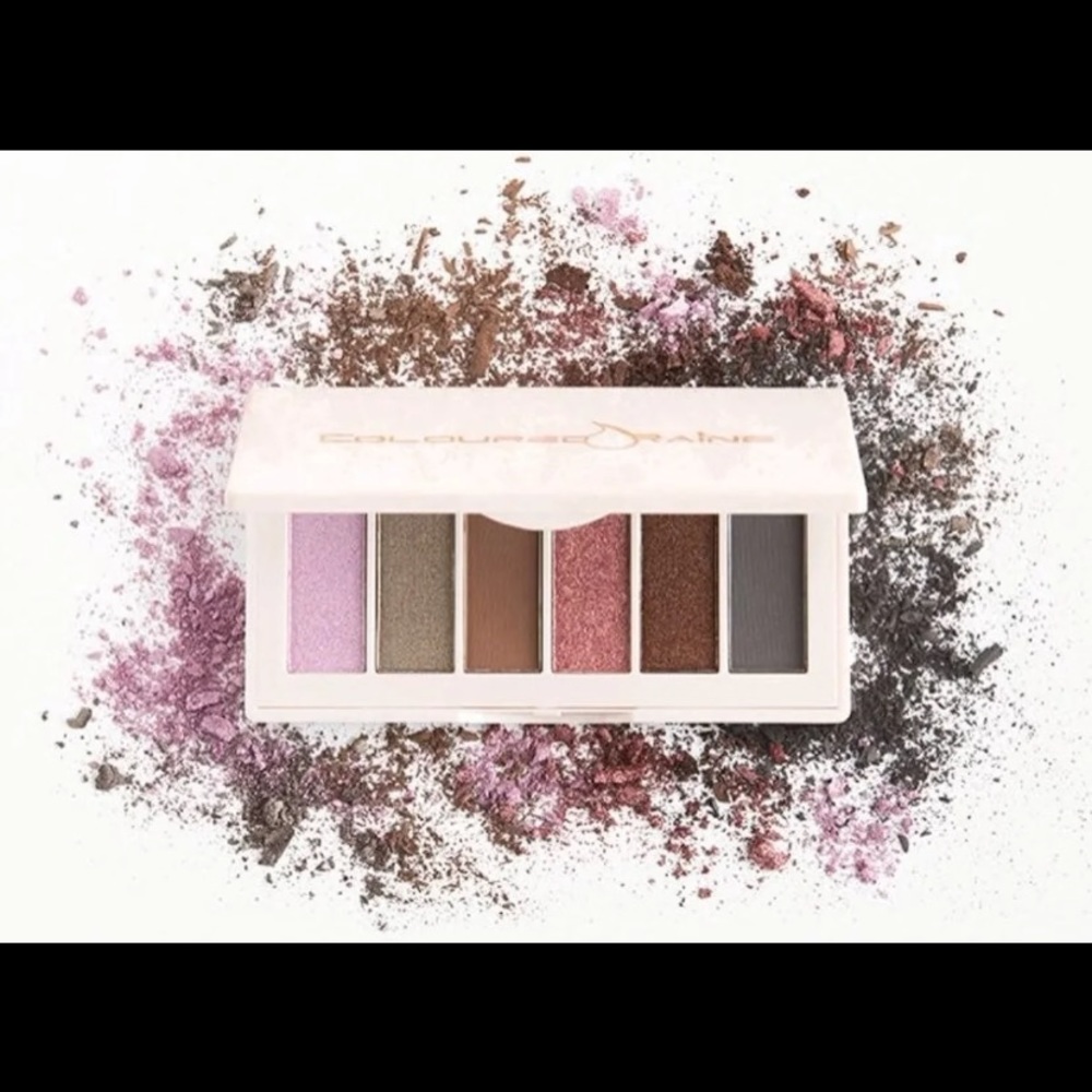 Eyeshadow palette